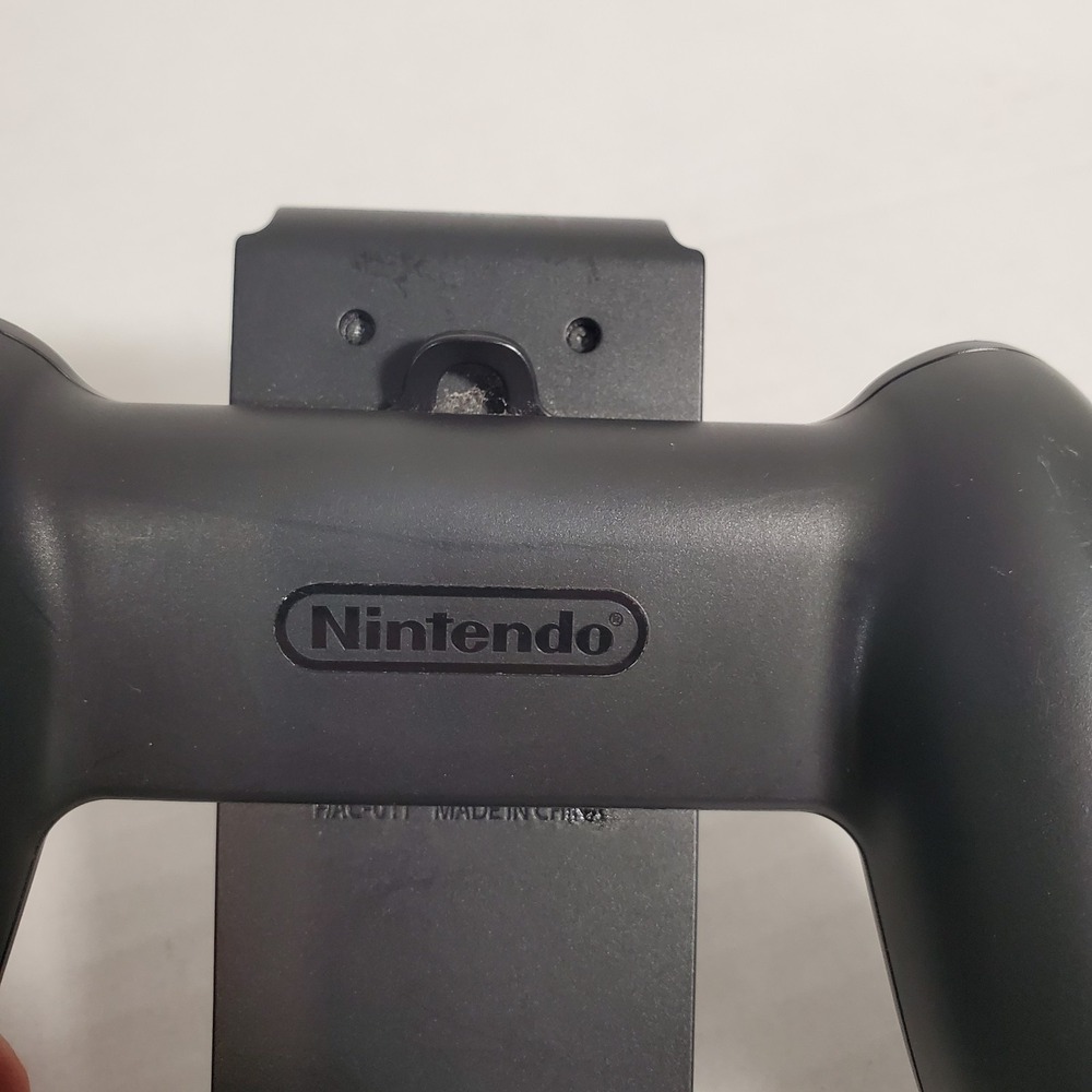 PowerA Nintendo Switch Joy-Con‎ Comfort Grip Super Mario Pixel Fire Mario 2017 - Picture 12 of 14